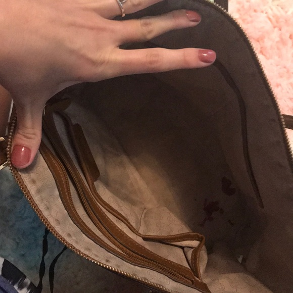 Michael Kors purse - Picture 4 of 5